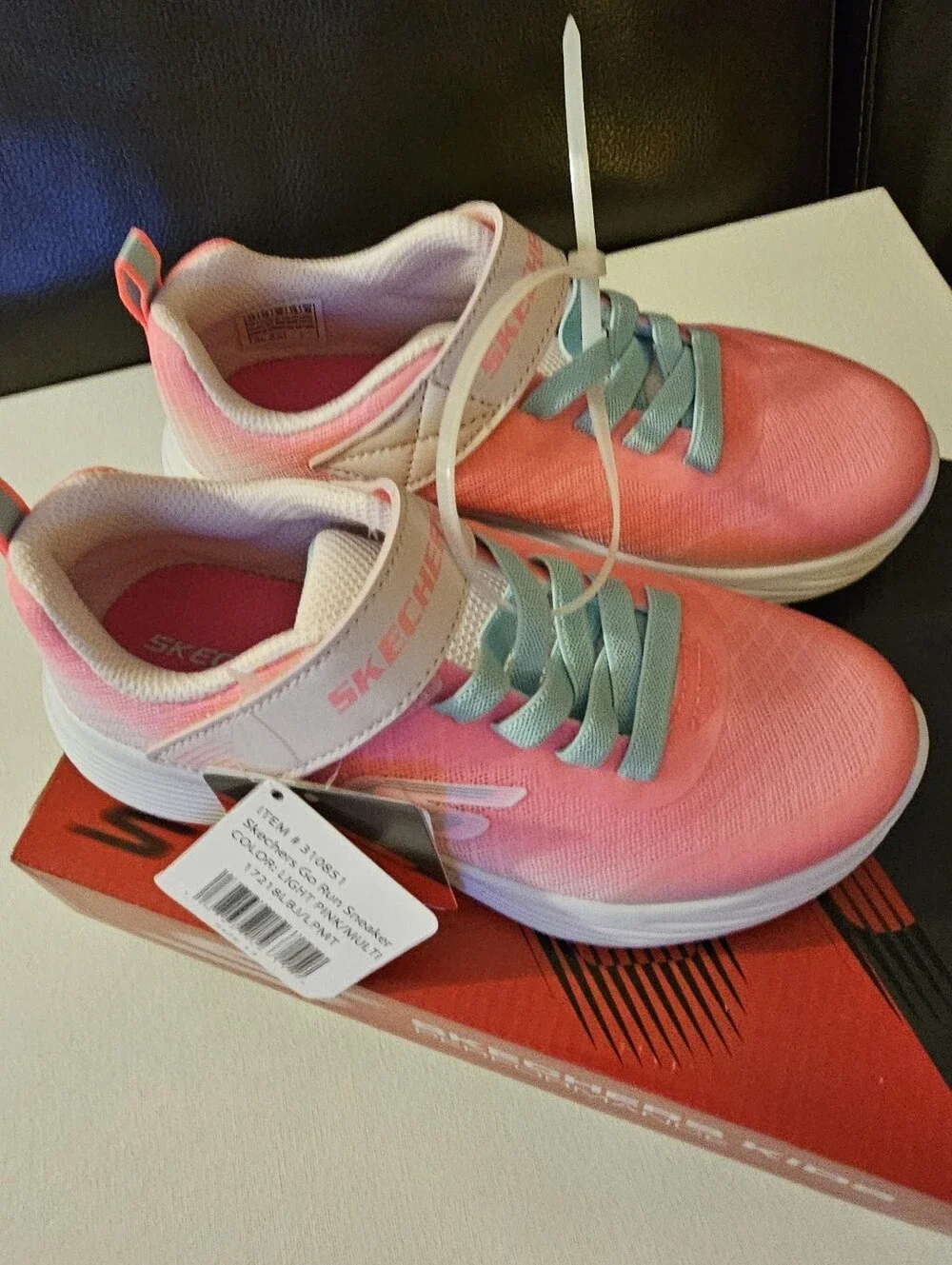 Skechers Gils Go Run 400  Pink Multi, Running Shoes Size 13M